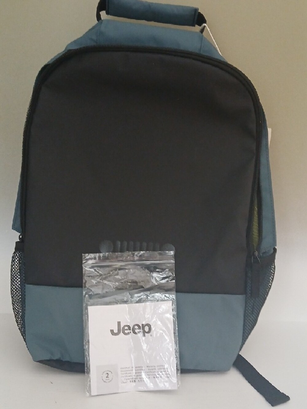 Jeep Blue and Black Backpack - Picture 5 of 5